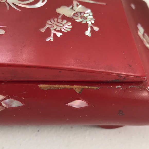 Vintage Oriental Red Lacquer Jewelry Box with Abalone Inlay with Rooster Design - Picture 10 of 14